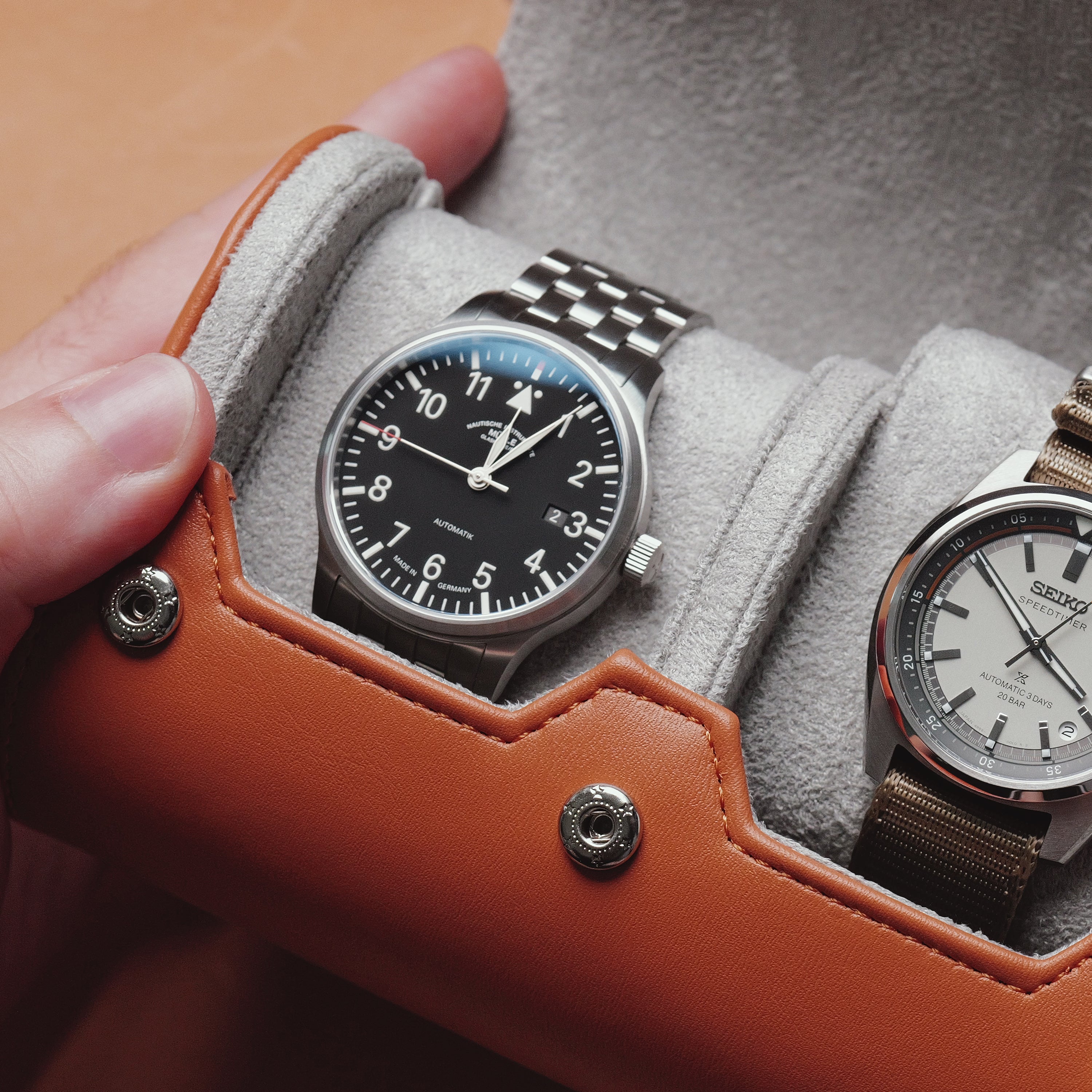 Arklin Traverse Watch Roll - Natural Salmon