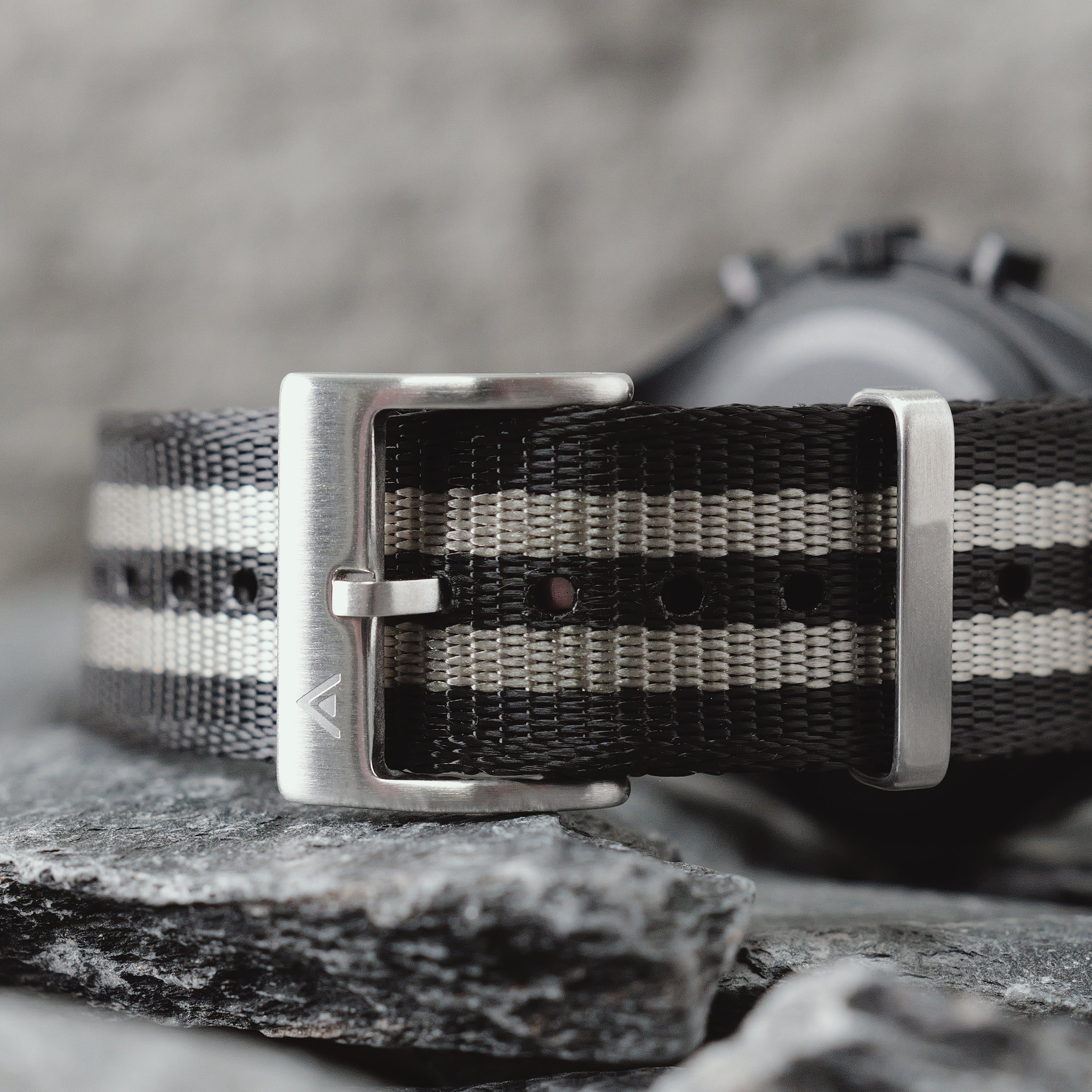 Arklin Field Strap - Racing Black w/ Grey Stripes